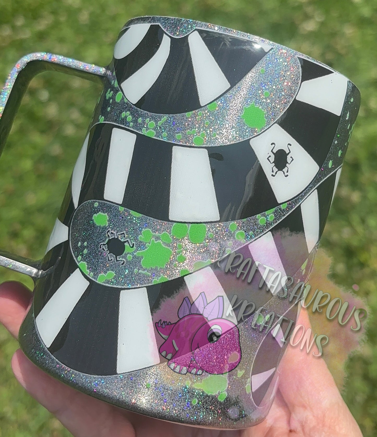 Beetle spooky mug